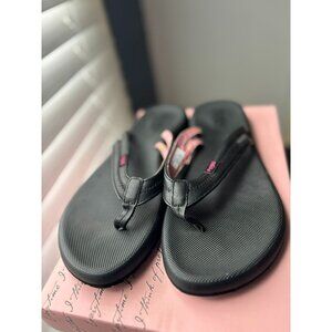 Flojos Womens Black Flip Flops With Pink Striped Straps Lightweight Comfortable